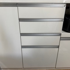 キッチンカウンター　収納の画像