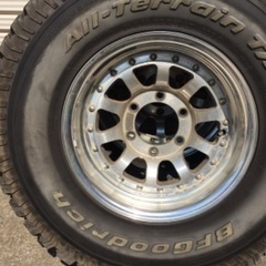 パジェロ　15インチ　31X10.5R15の画像