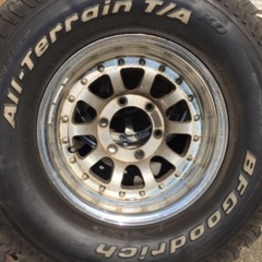パジェロ　15インチ　31X10.5R15の画像