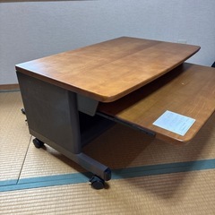 PCデスクの画像