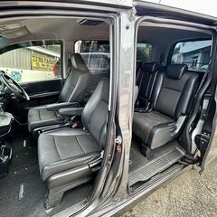 ⭐２４年式★ホンダステップワゴン⭐本土仕入れ！修復歴無し！２年車検・２年保証付！下取り可能♪の画像