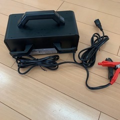 【美品】メルテック バッテリー充電器の画像