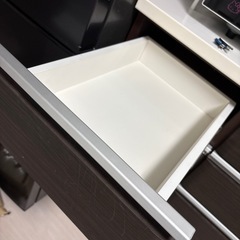 食器棚の画像