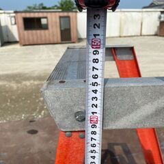 【東員町】脚立 2個セット　【在庫処分】　ハシゴ　はしご　梯子　足場　アルミ　三脚　ステップ　タラップ　踏み台　キャンプ　DIY②の画像