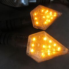 バイク用バックミラー＋12V用LEDウィンカー中古良品の画像