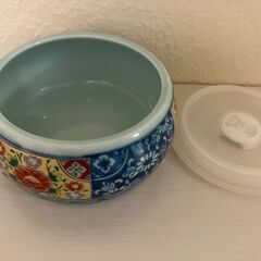 有田焼 夢彩磁器 蓋付き深鉢の画像
