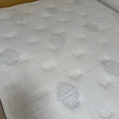 シーリー(Sealy)ベッド＆マットレスの画像