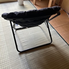 コストコ　ソーサーチェア　ブラックの画像
