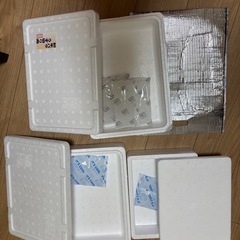 保冷　発泡スチロール　7つ　の画像