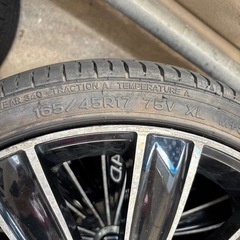 ギャルソン　17インチホイールタイヤセットの画像