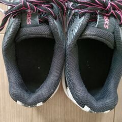 レーザービーム　23.5 アシックスの画像