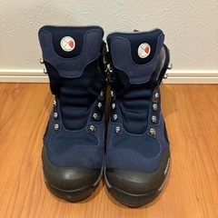 【中古】caravan トレッキングブーツ　26cmの画像