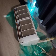 2011年　ダイキンエアコン　4KW  の画像