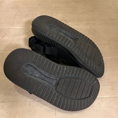ニューバランス　サンダルの画像