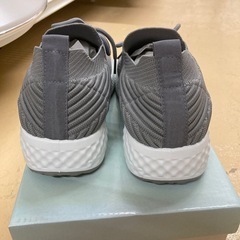 新品　軽量ニットスニーカーの画像