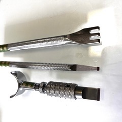 レザークラフト　革刻印　穴あけの画像