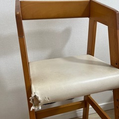 差し上げます　高さ調節可能　子ども用椅子の画像