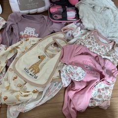 【新品未使用】【超お得】アメリカ購入　女の子用品（0〜3ヶ月用）まとめ売りの画像