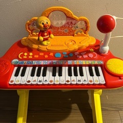 アンパンマンのピアノの画像