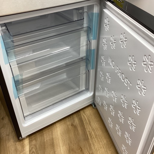 美品❗北九州市福岡市限定　ハイアール　2024年製　冷蔵庫　201L　3ヶ月保証 北九州市福岡市限定 ハイアール 2ドア冷蔵庫 2024年製 121L 3ヶ月保証