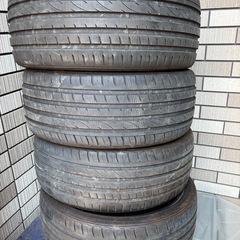 タイヤの画像