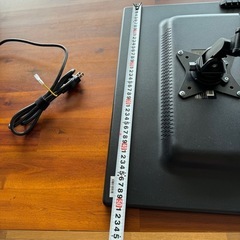 パソコン液晶と机に設置できる器具の画像