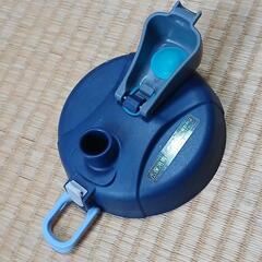 【差し上げます】Thermos 大型水筒1.5L×2の画像