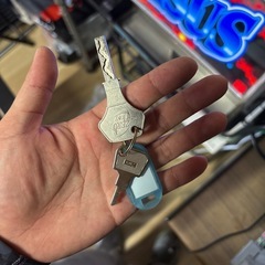 バーサス　実機　メダル不要機　設定キーの画像
