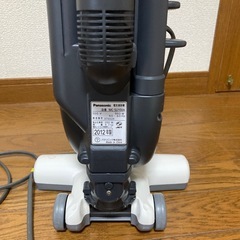 ハンディ掃除機（コード有り）の画像