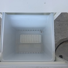 冷蔵庫・掃除機の画像