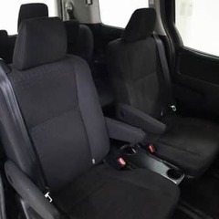 トヨタ ヴォクシー　ハイブリッド 　Ｖ　入庫しました　(^▽^)/♡の画像
