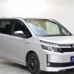 トヨタ ヴォクシー　ハイブリッド 　Ｖ　入庫しました　(^▽^)/♡の画像
