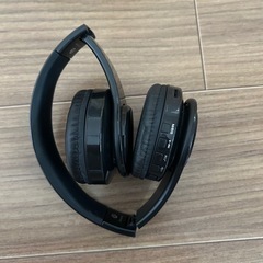 今週末まで！折りたためるBluetoothヘッドホンの画像