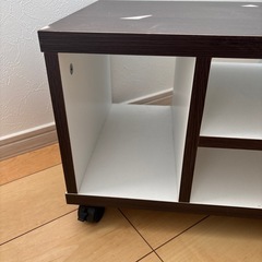 テレビ台の画像