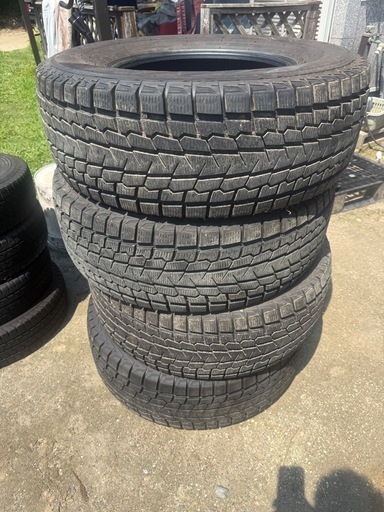 Yokohama タイヤ 265/70R16 スタッドレス 4本セット 2018年製