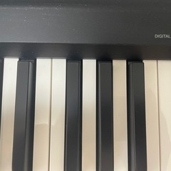 電子ピアノの画像