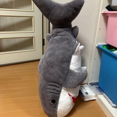 サメのぬいぐるみの画像