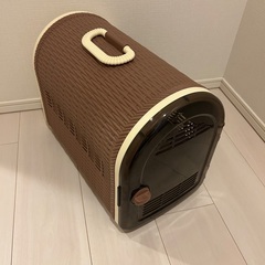ワンコ　セット：木製ケージ、キャリー、トイレの画像