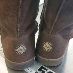 0726-008 UGG ブーツの画像