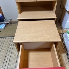 こども収納付き座卓机の画像