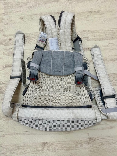 ベビービョルン　ハーモニー　抱っこ紐　クリーム　未使用品