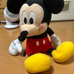 ミッキーマウスぬいぐるみの画像