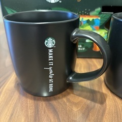 まとめ買いでお得！【新品・未使用】Starbucks スターバックス　限定マグカップ　4個セット　370ml　黒の画像