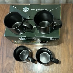 まとめ買いでお得！【新品・未使用】Starbucks スターバックス　限定マグカップ　4個セット　370ml　黒の画像