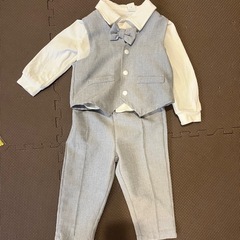子供　ベビー　スーツ　9-12mの画像