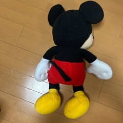 ミッキーマウスぬいぐるみの画像
