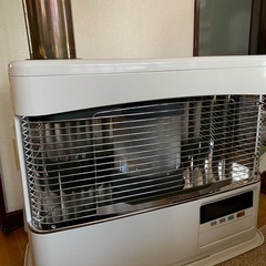 コロナ2020年製　床暖機能付き煙突ストーブの画像