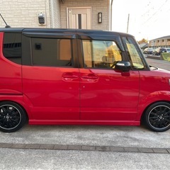 大人気‼️ホンダ　n-box jf1 ツートンカラー　SSパッケージの画像