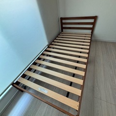 ベッドの画像