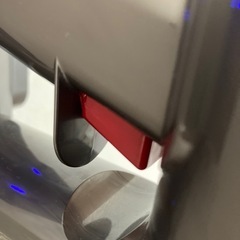 dyson v8 slim fluffy+ ダイソン　掃除機の画像